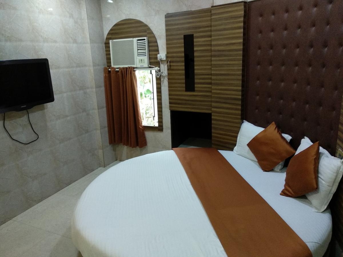Hotel Karishma Мумбаи Экстерьер фото